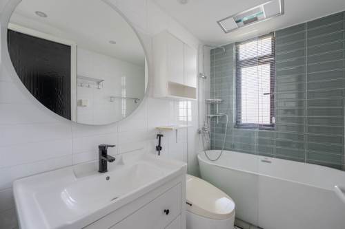 Housing image — Bathroom