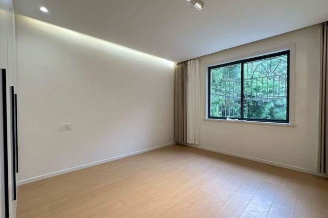 2BR Apartment near Dongnan Huating (L6)