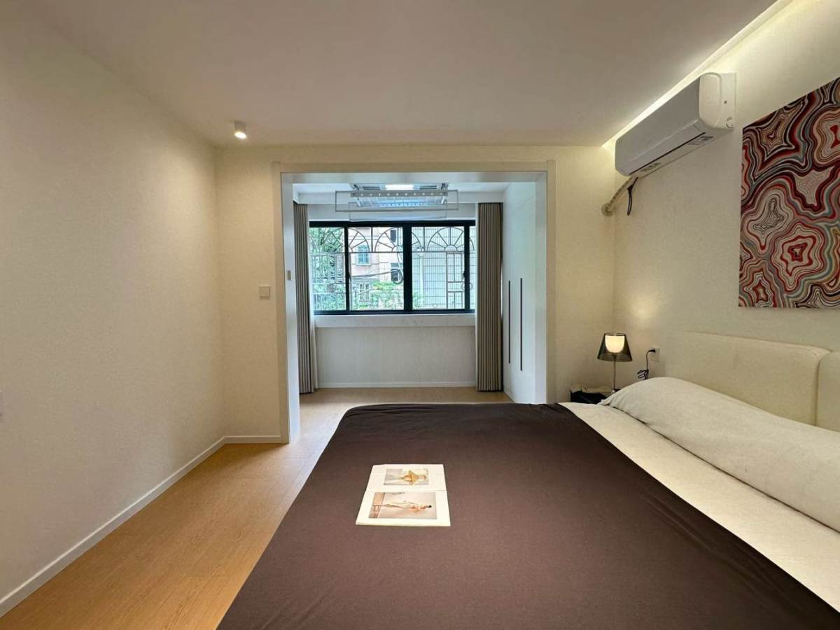 Housing image — Bedroom
