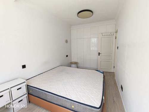 Housing image — Bedroom