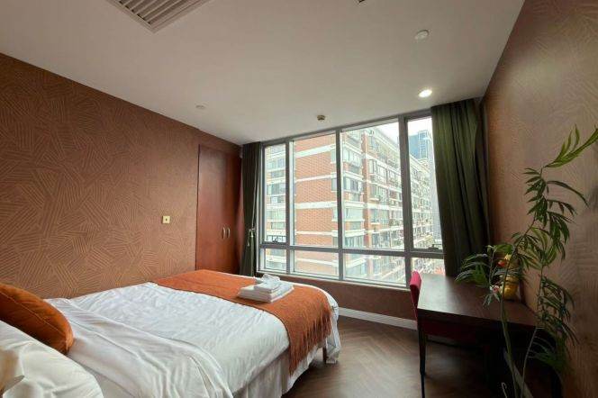 Spacious 2BR Apartment at River House with River View (L8/L12)