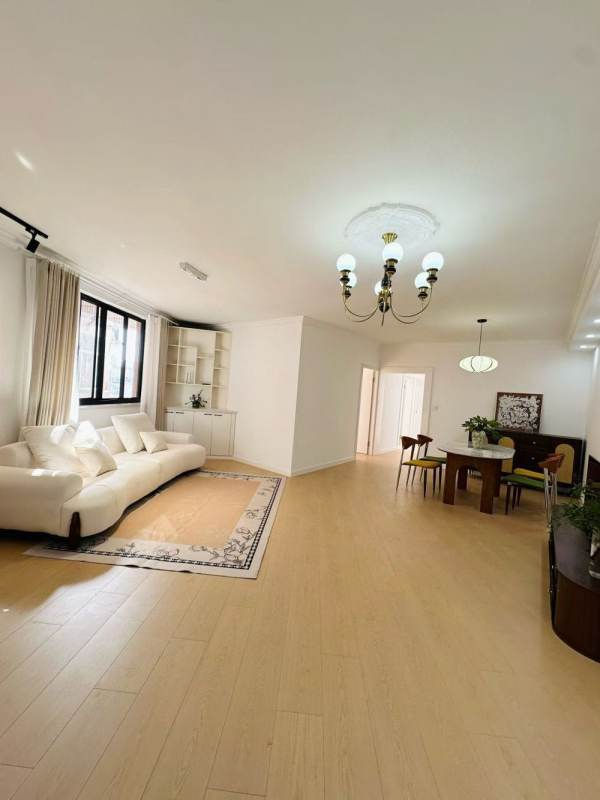 Housing image — Living Room