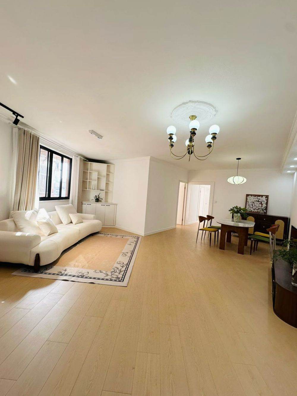 Housing image — Living Room