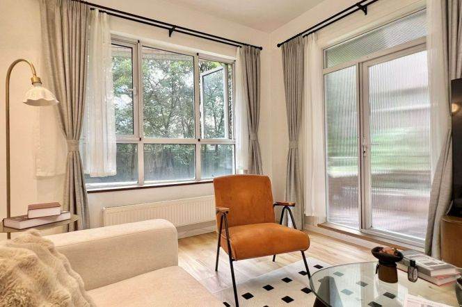 3BR Apartment near People's Square with Terrace