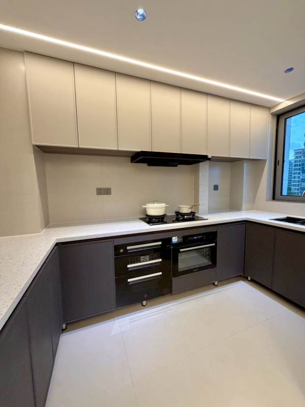 Housing image — Kitchen