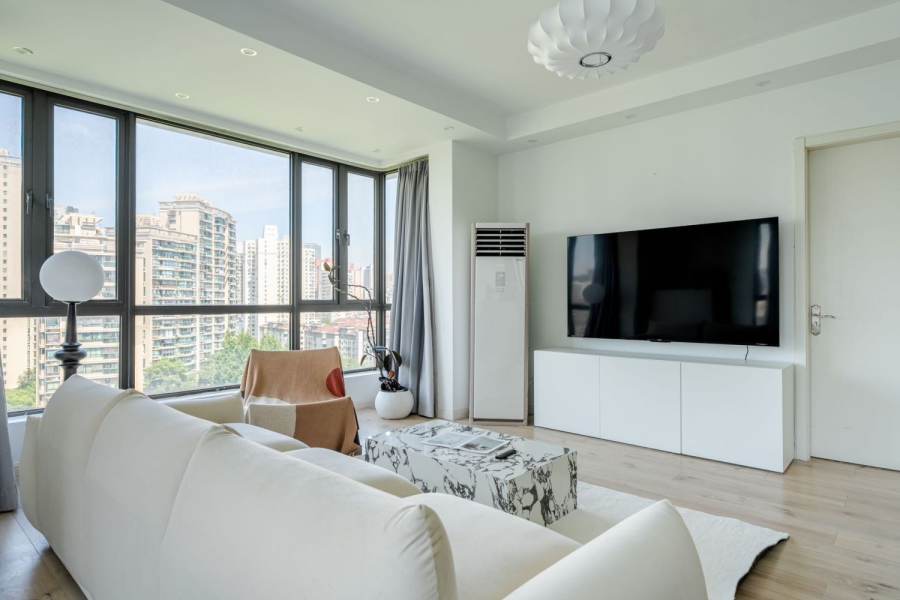 Housing image — Living Room