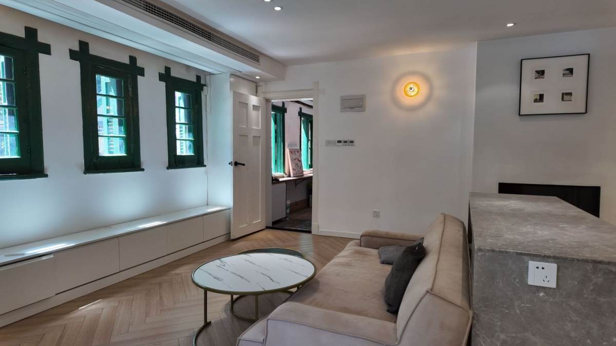 Housing image — Living Room