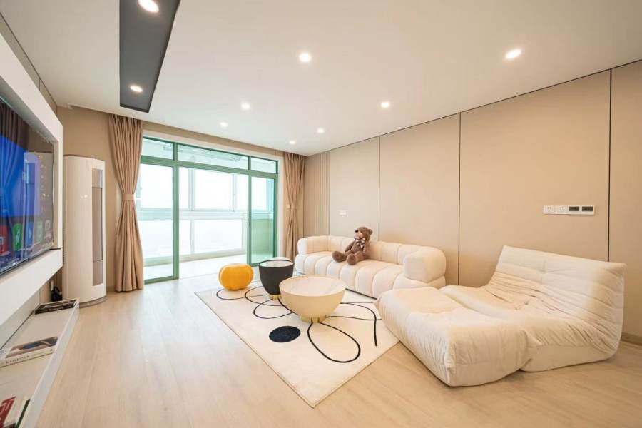 Housing image — Living Room