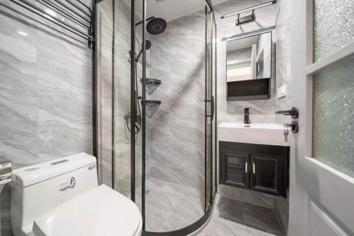 Housing image — Bathroom