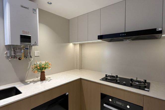 Spacious 2BR Apartment near Jiaotong University Metro (L10/L11)