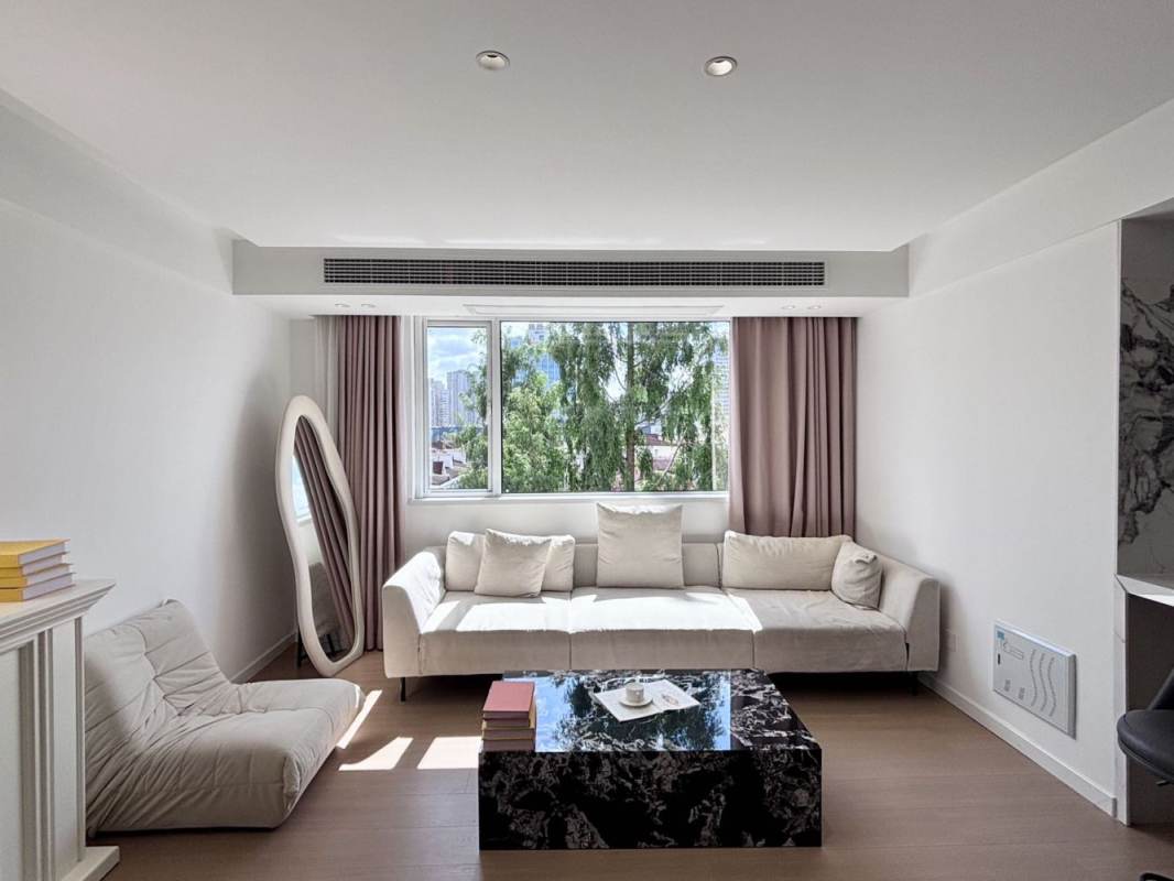 Housing image — Living Room