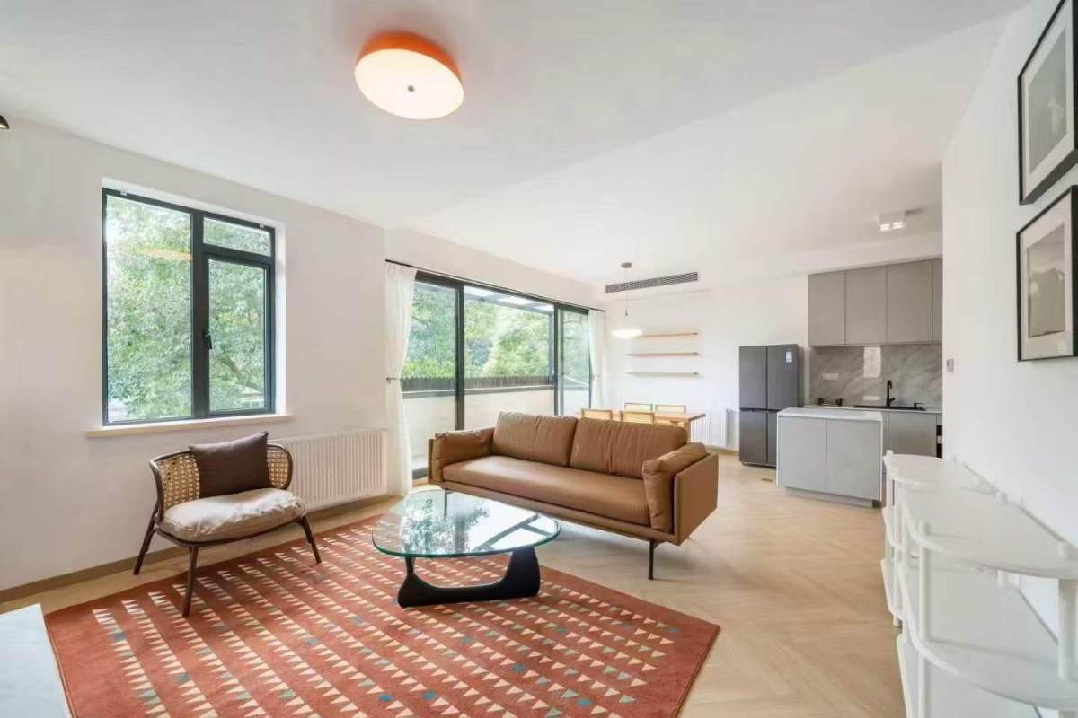 Housing image — Living Room