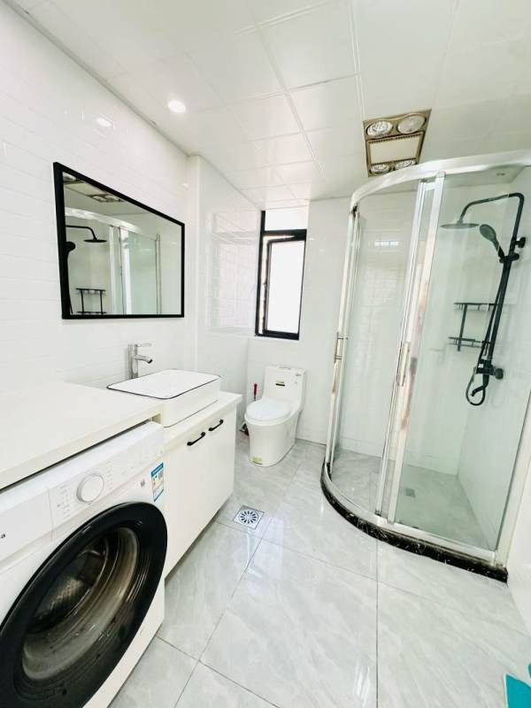 Housing image — Bathroom
