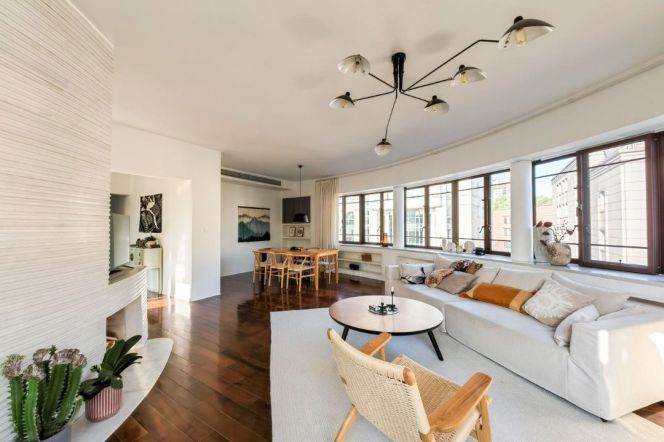 Spacious 2BR Heritage Apartment near Shanghai Library with Green View (L1/L10)