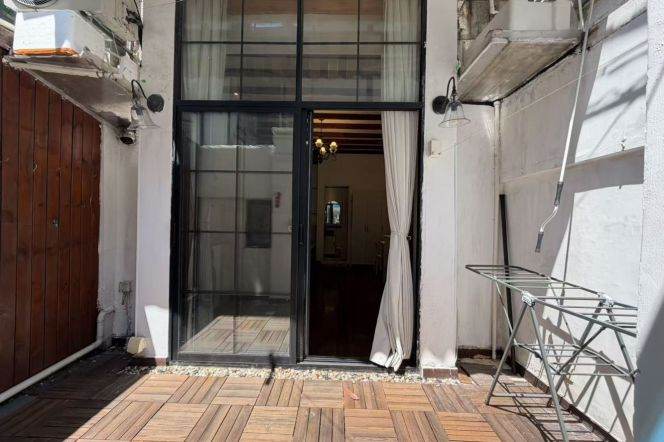 1BR Lane House in Old Xuhui with Terrace