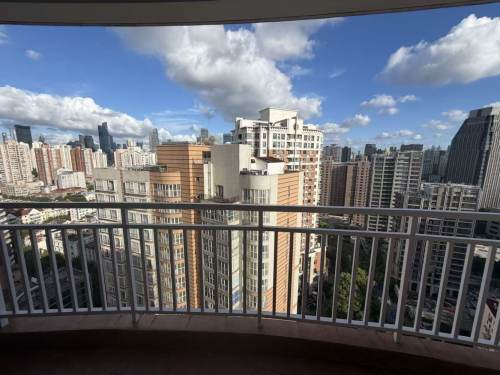 Housing image — Balcony