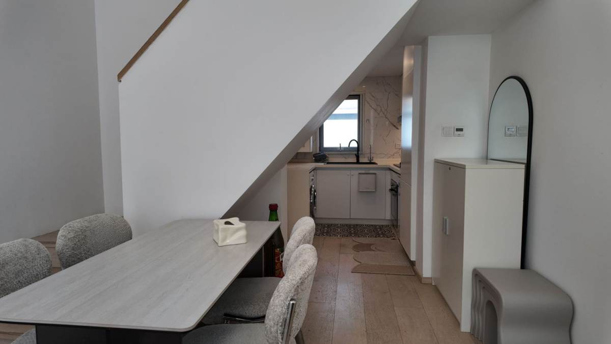 Housing image — Dining Area