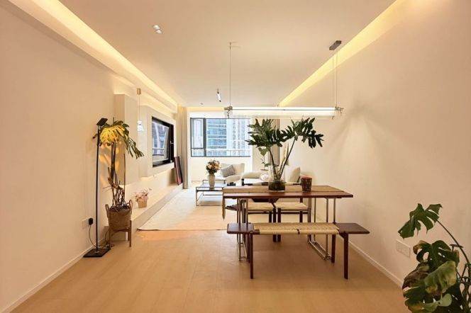 Spacious 3BR Apartment near Changshou Rd Metro (L7/L13)