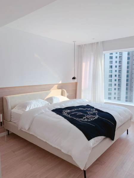 Housing image — Bedroom
