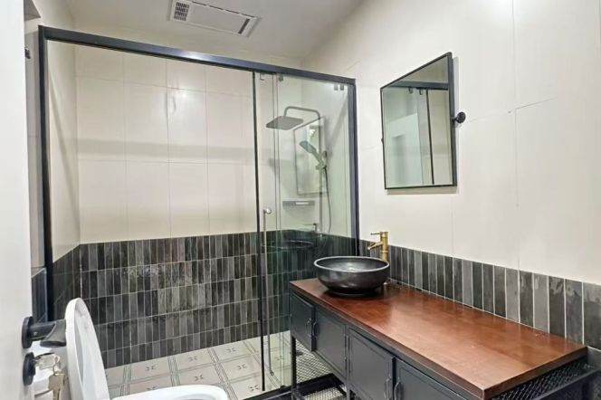2BR Lane House near Lyceum Theatre with Terrace (L1/L10/L12/L13)