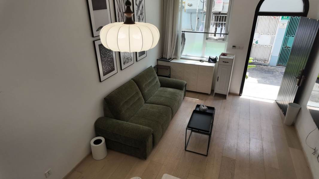 Housing image — Living Room