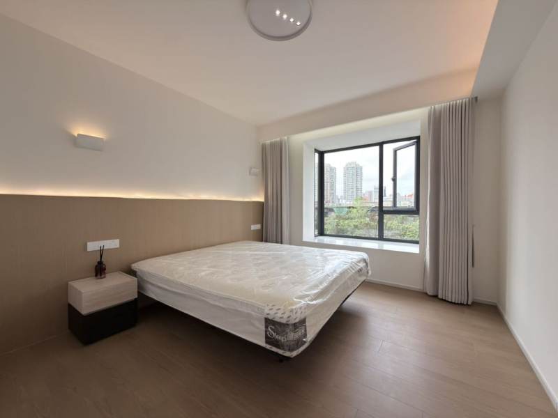 Housing image — Bedroom