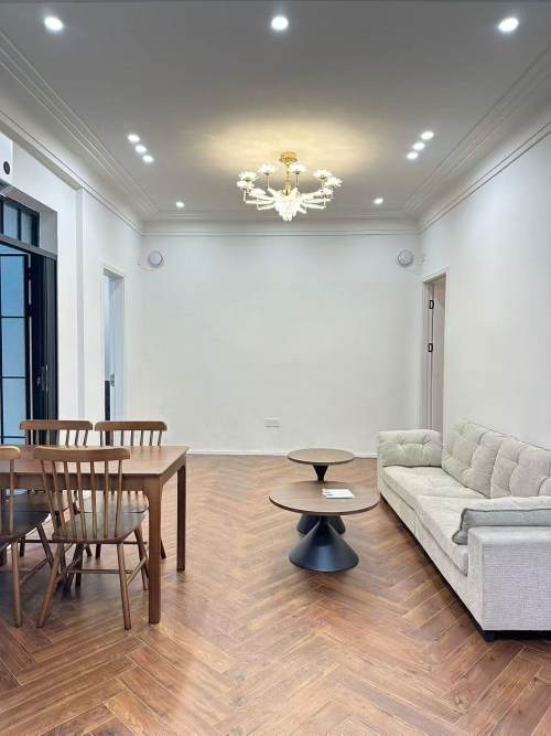 Housing image — Living Room