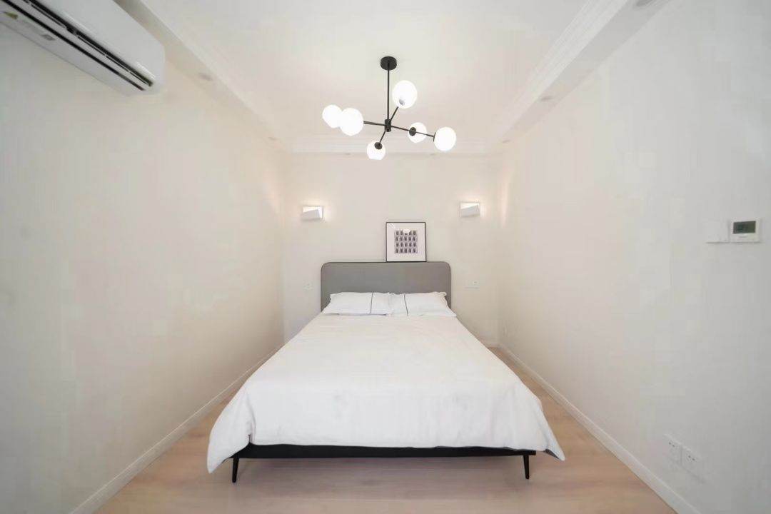 Housing image — Bedroom