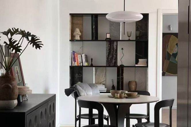 High-Floor 3BR Apartment in Xujiahui