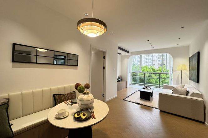 2BR Apartment near Shangcheng Rd Metro (L2/L9)