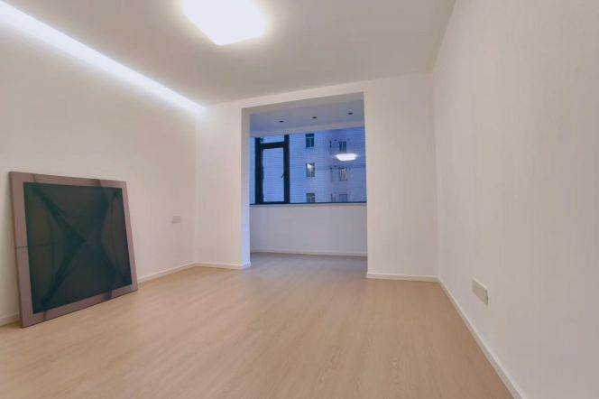 2BR Apartment near Xujiahui Metro (L4)
