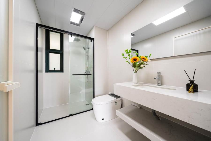 Housing image — Bathroom