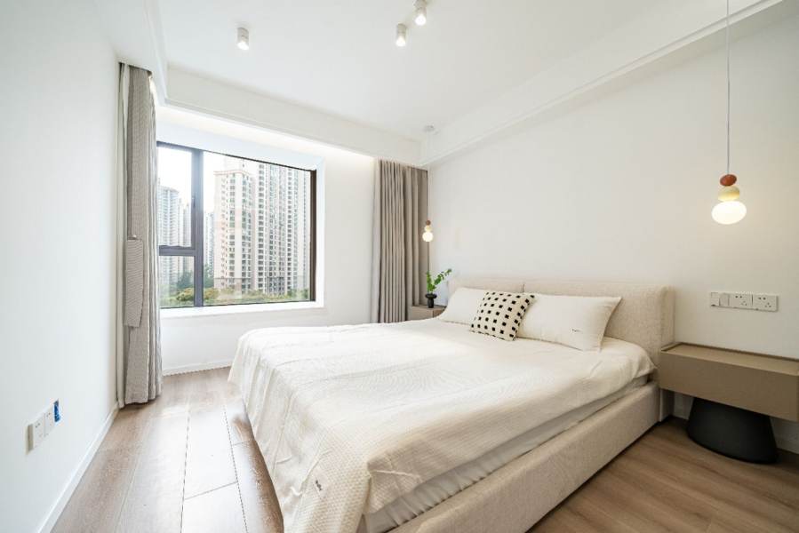 Housing image — Bedroom