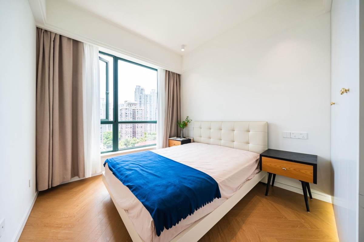 Housing image — Bedroom