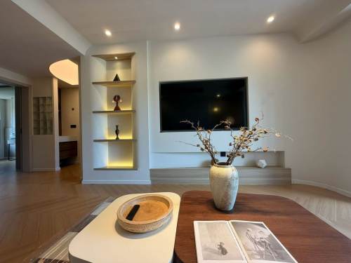 Housing image — Living Room