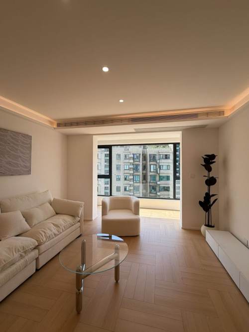 Housing image — Living Room