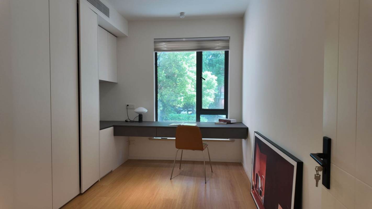 Housing image — Bedroom