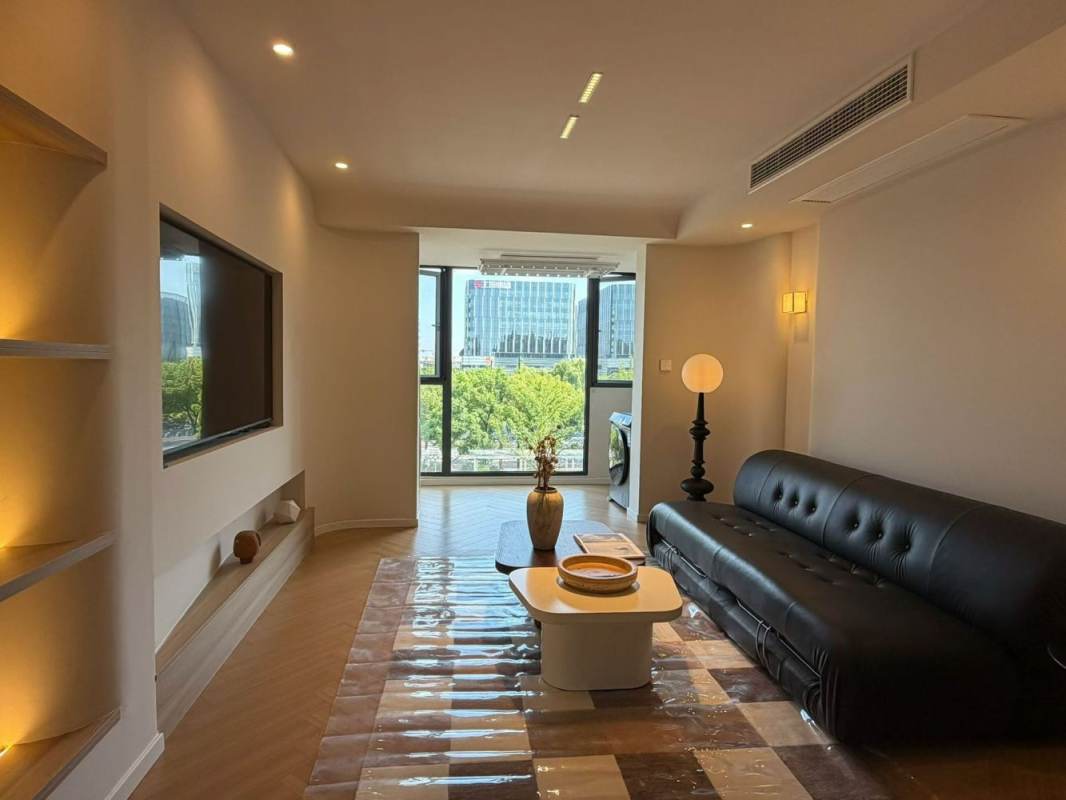 Housing image — Living Room