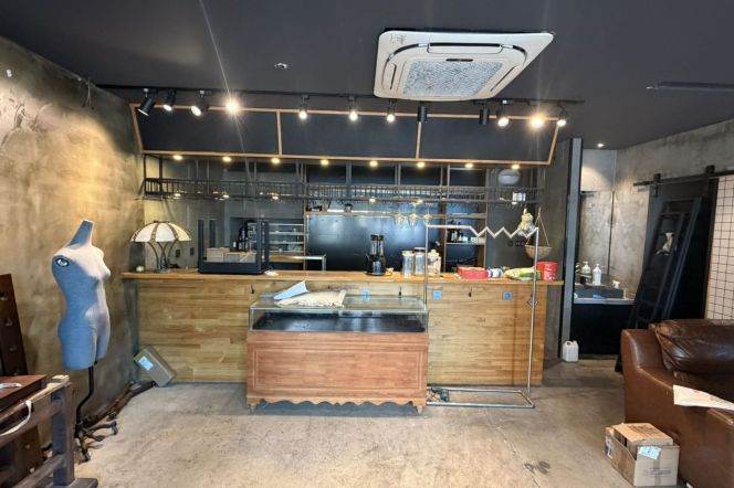 Studio Commercial Space in Old Xuhui