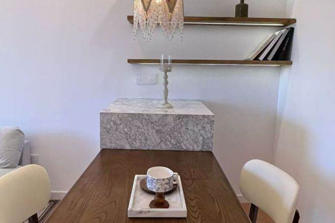 Spacious 1BR Apartment near Zhongshan Park