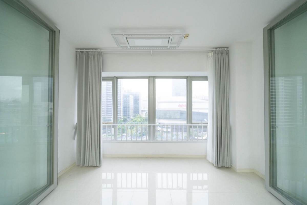 Housing image — Bedroom