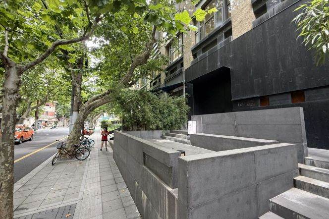 Spacious Studio Commercial Space in Old Xuhui (L9/L12)