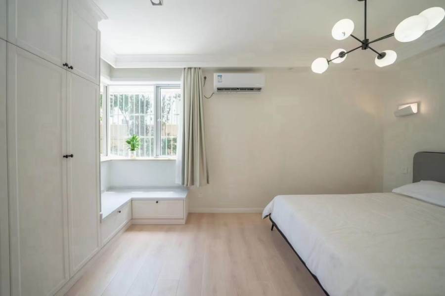 Housing image — Bedroom