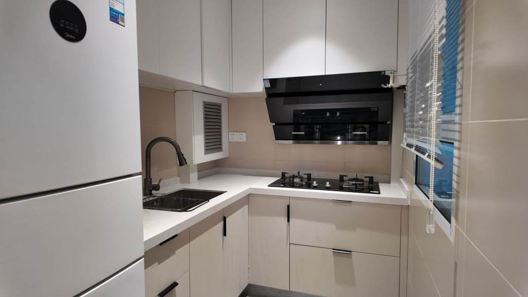 Housing image — Kitchen