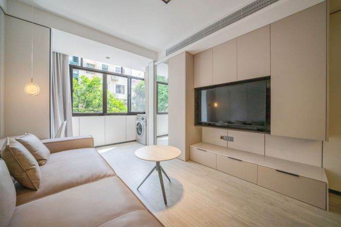 1BR Apartment in Old Xuhui (L10/L11)