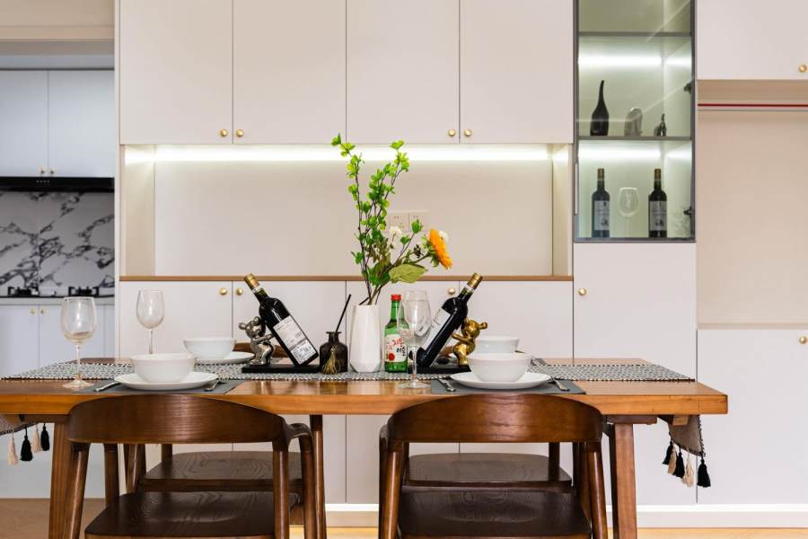 Housing image — Dining Area