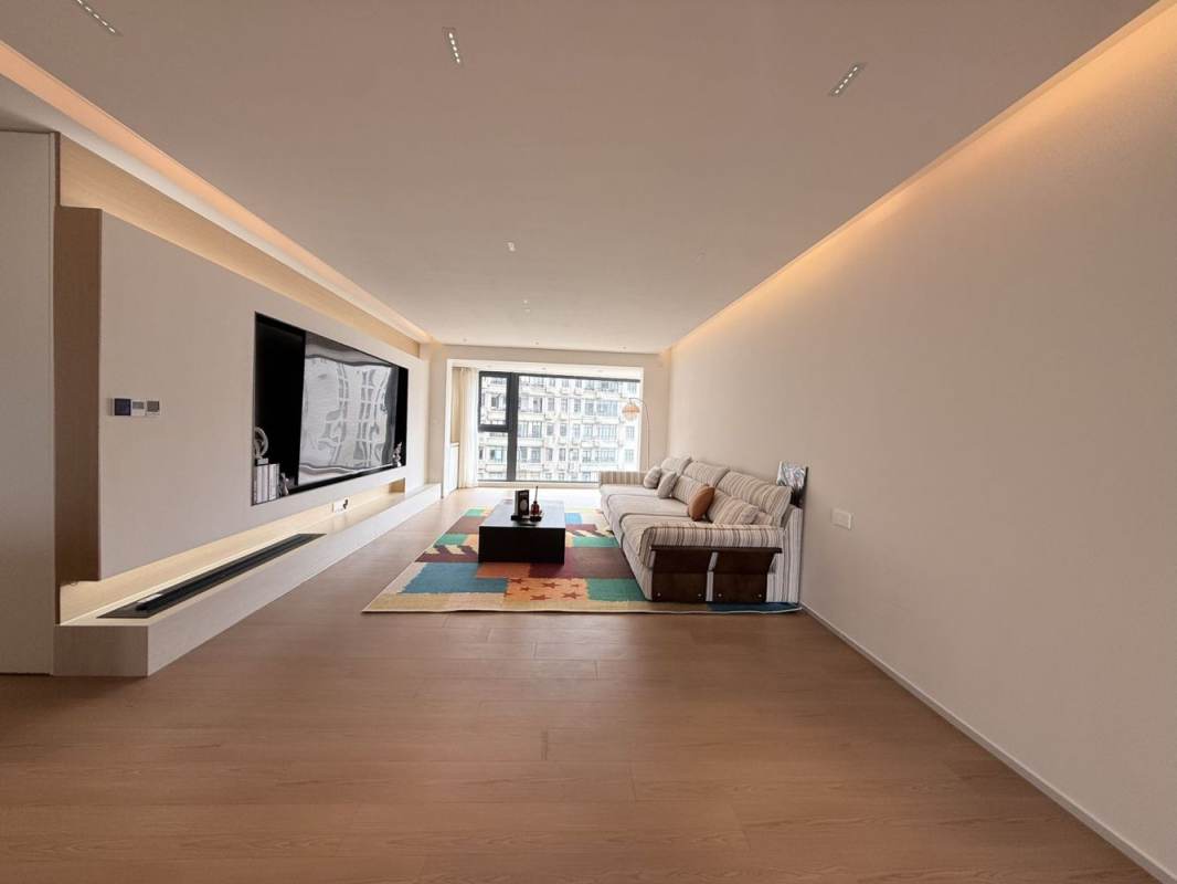 Housing image — Living Room