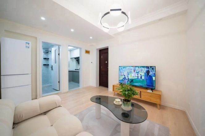 1BR Apartment in Old Xuhui (L1/L7/L9/L10)
