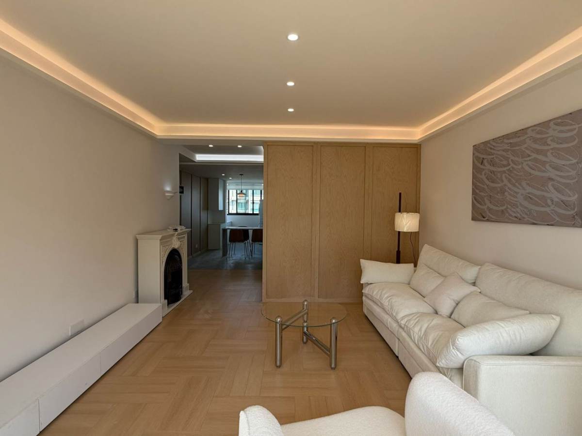 Housing image — Living Room