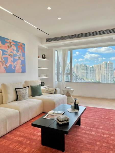Housing image — Living Room